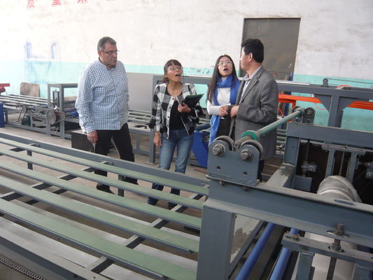 دستگاه ساخت کاشی سقف با لایه حفظ حرارت برای ساخت مصالح ساختمانی